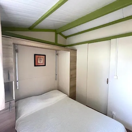 La Cle Des Champs 2* Calvi (Corsica)