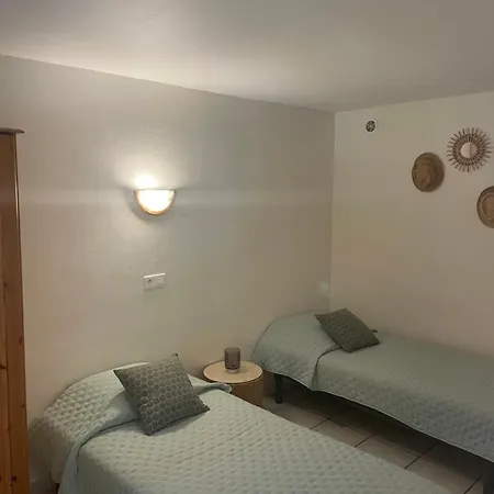 La Clé Des Champs 2*