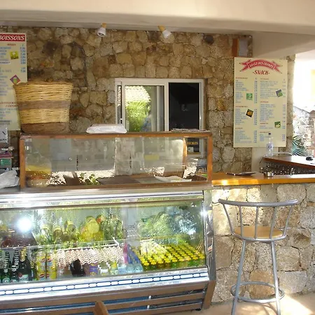 Kamp alanı La Cle Des Champs