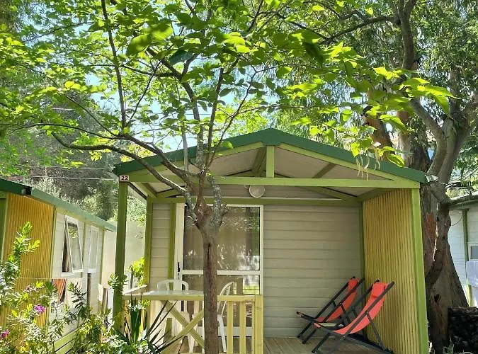 Camping La Cle Des Champs Calvi (Corsica)