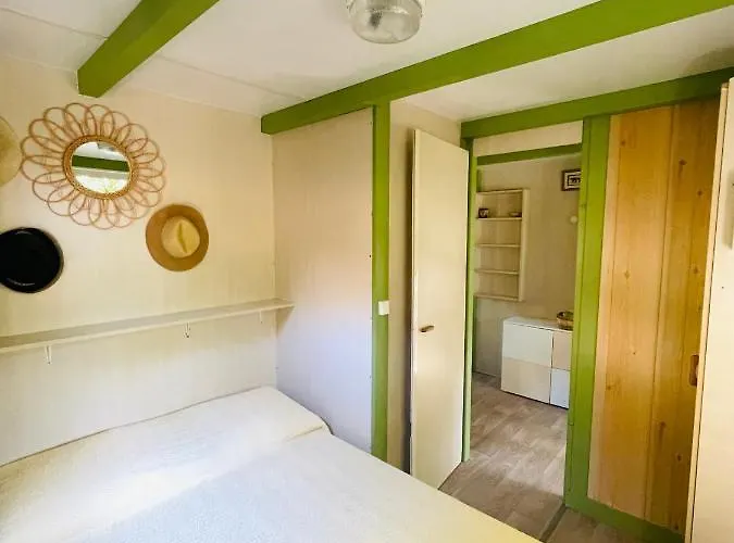 La Cle Des Champs Calvi (Corsica)