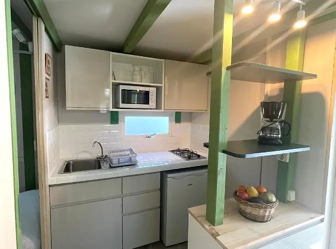 La Cle Des Champs Calvi (Corsica)