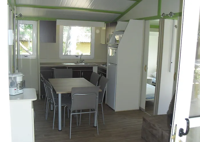 La Cle Des Champs Camping