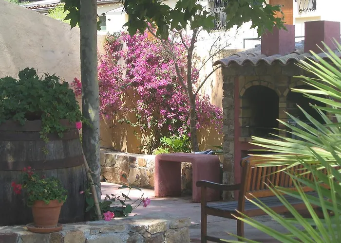 La Cle Des Champs 2* Calvi (Corsica)